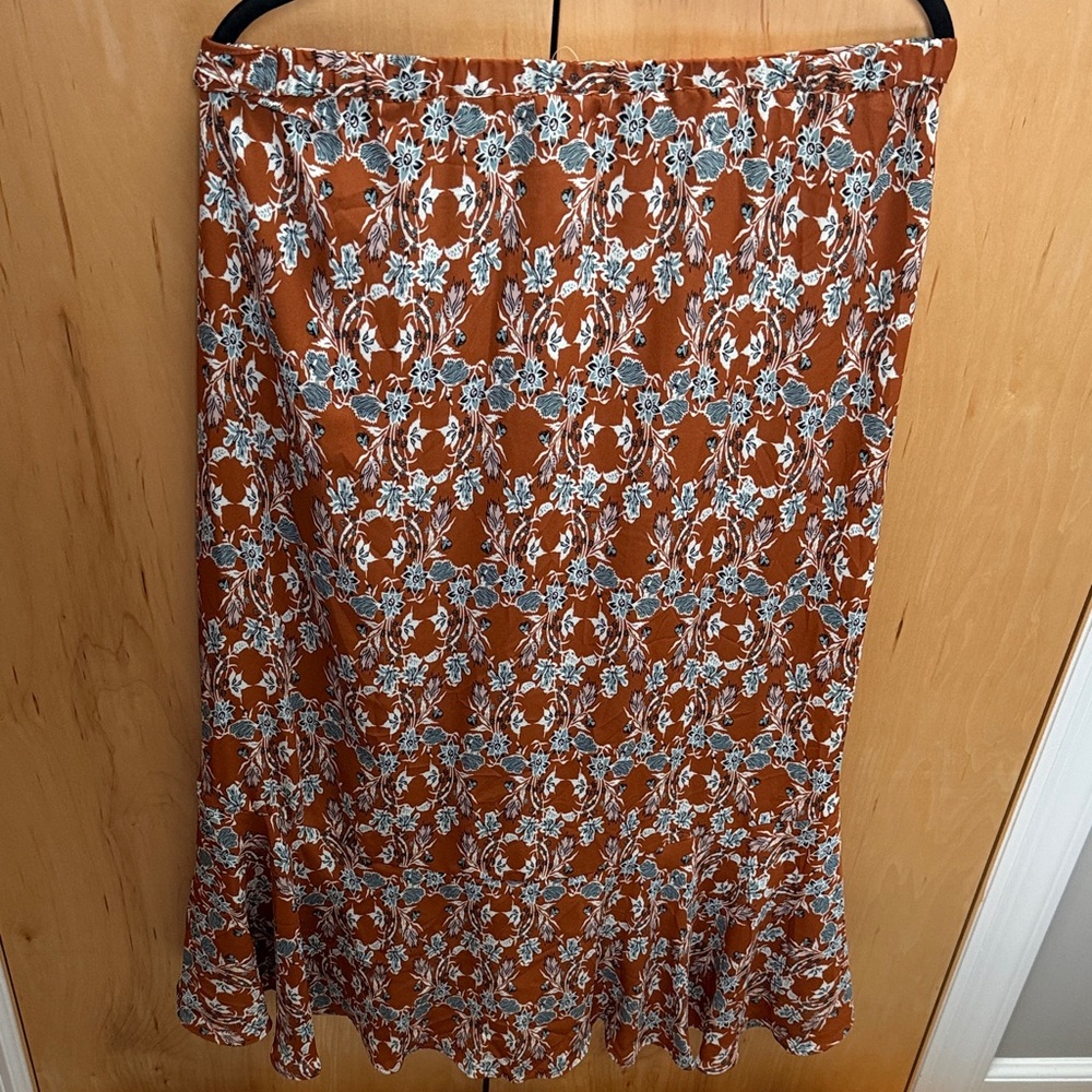 Max Studio Floral Ruched Ruffle Midi Skirt - Picture 5 of 5